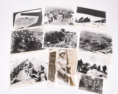 Lot 40 - WW2 Press Photography - German Military subjects.
