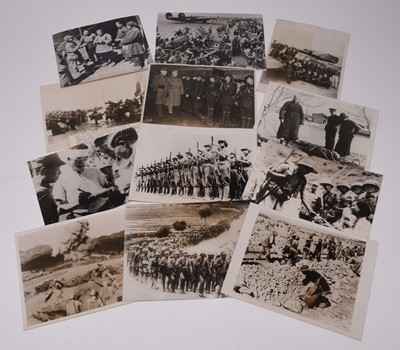 Lot 41 - WW2 - British Press Photography, Chinese Military subjects.