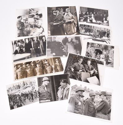 Lot 42 - Press Photography - Chamberlain visits Munich, Allied figures and British War Cabinet