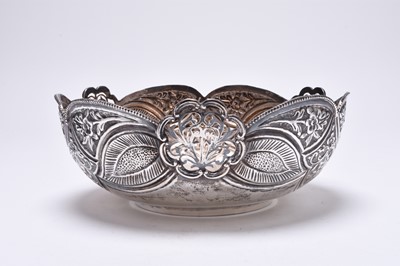 Lot 94 - A decorative white metal bowl