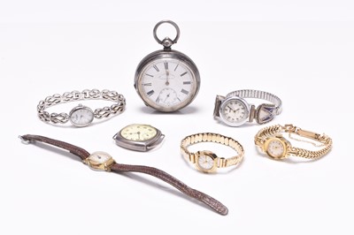 Lot 442 - A Rotary lady's 9ct gold bracelet watch with six further watches