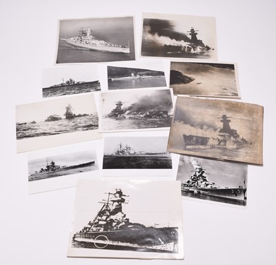 Lot 58 - Press photographs - WW2 Navy