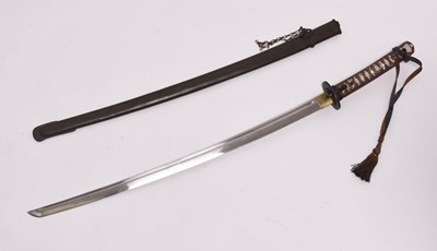 Lot 188 - A Second World War Imperial Japanese NCO shin-gunto sword
