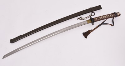 Lot 188 - A Second World War Imperial Japanese NCO shin-gunto sword