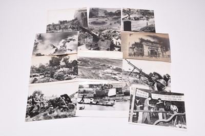 Lot 77 - PRESS PHOTOGRAPHY - Vietnam War