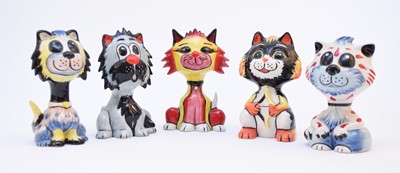 Lot 158 - Five Lorna Bailey comical cat models including Muppet and Scarlett