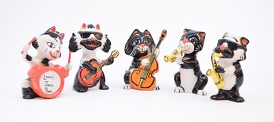 Lot 166 - A set of five Lorna Bailey cat jazz band figures