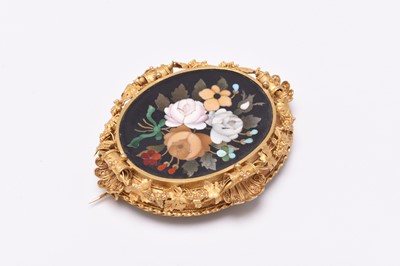 Lot 36 - A 19th century Pietra Dura brooch