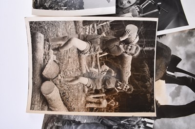 Lot 11 - PRESS PHOTOGRAPHY. - WOMEN AT WAR, WW2