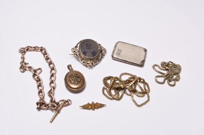 Lot 314 - A small collection of jewellery