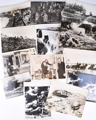 Lot 15 - PRESS PHOTOGRAPHS - The Netherlands, Second World War