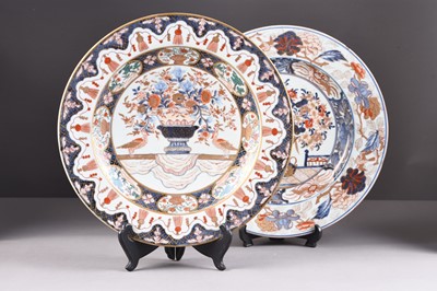 Lot 199 - Two Japanese Imari dishes, Edo era