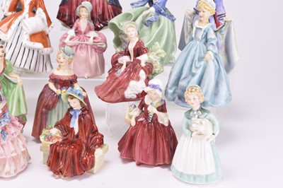 Lot 96 - A group of collectable figures, mainly Royal Doulton ladies