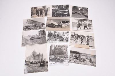 Lot 71 - PRESS PHOTOGRAPHY - D-Day and Normandy