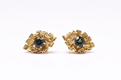 Lot 77 - A pair of Tom Scott 18ct gold and green tourmaline earrings