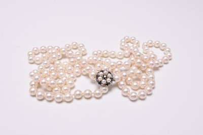 Lot 78 - A single strand cultured pearl necklace