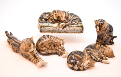 Lot 195 - A group of six Clare McFarlane studio models of cats