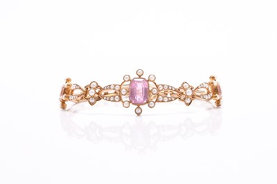 Lot 45 - An early 20th century pink tourmaline and seed pearl bracelet