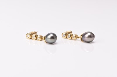 Lot 133 - A pair of Tahitian cultured pearl and diamond ear pendants