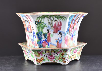 Lot 148 - A Chinese Canton famille rose planter and stand, Qing Dynasty