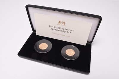 Lot 210 - The 1914 - 1918 George V Gold Sovereign Pair