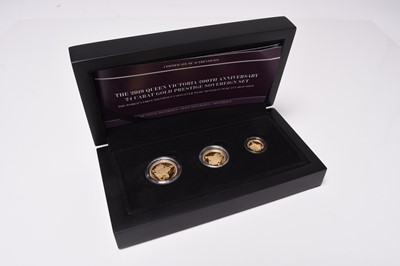 Lot 211 - The 2019 Queen Victoria 200th Anniversary 24 carat Gold Prestige Sovereign Set