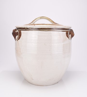 Lot 514 - A large Aldermaston studio pottery bread crock, 20th century
