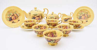 Lot 142 - Aynsley Orchard Gold tea service, 20th century