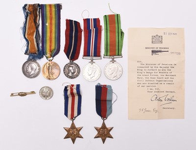 Lot 132 - WW1 Pair and WW2 Medal group