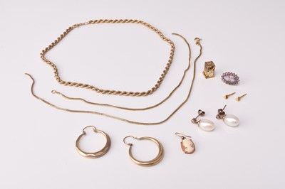 Lot 188 - A small collection of jewellery