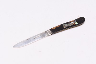 Lot 17 - A Victorian tortoiseshell and abalone shell inlaid silver folding knife