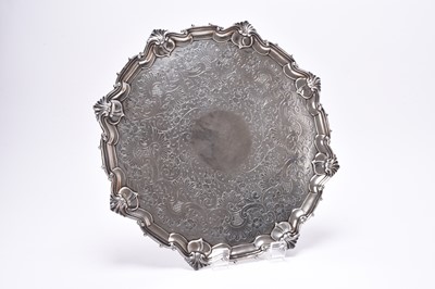 Lot 10 - An Edwardian circular silver salver