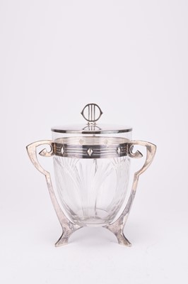 Lot 71 - A WMF Jugendstil Art Nouveau silver plated biscuit barrel with glass liner