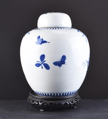 Lot 37 - A Chinese blue and white jar and cover, 19th century