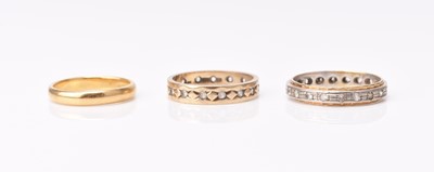 Lot 226 - Three gold bands