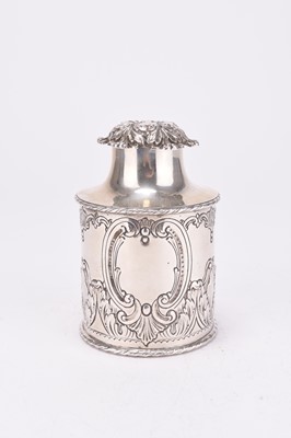 Lot 57 - An Edwardian silver tea caddy