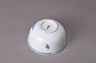 Lot 39 - A Chinese 'Bleu de Hue' bowl, Qing Dynasty