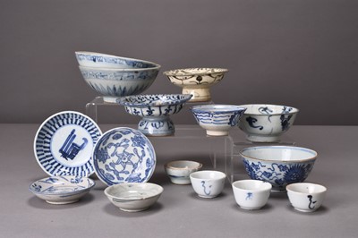 Lot 1 - A group of Chinese blue and white porcelain, mainly Ming Dynasty