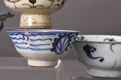 Lot 1 - A group of Chinese blue and white porcelain, mainly Ming Dynasty