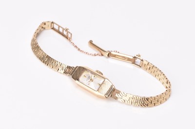 Lot 315 - Rotary: A lady's 9ct gold bracelet watch