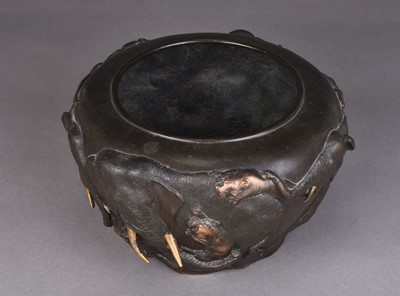 Lot 237 - A Japanese bronze planter, Meiji era