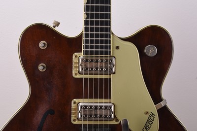 Lot 491 - A Gretsch Chet Atkins 'Country Gentleman' electric guitar, circa 1963