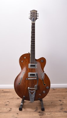 Lot 490 - A Gretsch Chet Atkins 'Tennesean' hollow-bodied electric guitar, circa 1961