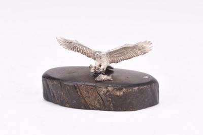 Lot 32 - A Patrick Mavros silver model of a fish eagle