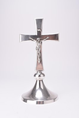 Lot 60 - A silver altar cross