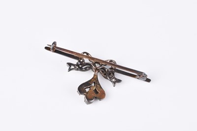 Lot 45 - A late 19th century graduated old cut diamond set bar brooch in the form of a bow