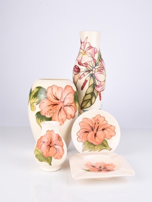 Lot 548 - A small group of Moorcroft pottery