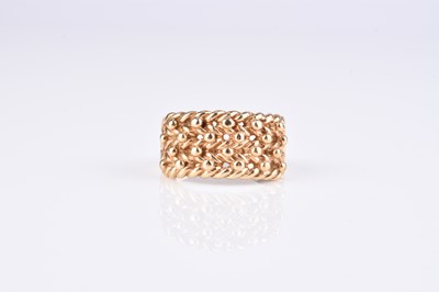 Lot 260 - A 9ct gold entwined band