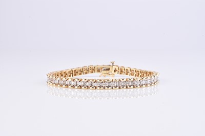 Lot 172 - A diamond set bracelet