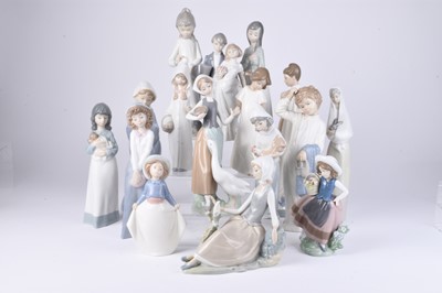 Lot 109 - A collection of Lladro and Nao figures, 20th century